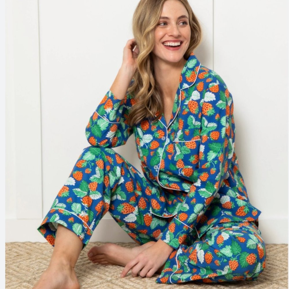 NWT - PrintFresh - Strawberry Fields Long Sleeved PJ Set - XL
